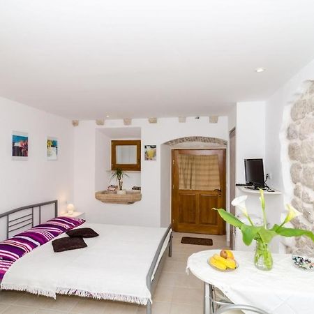 Apartment Lee Loo Dubrovnik Bagian luar foto
